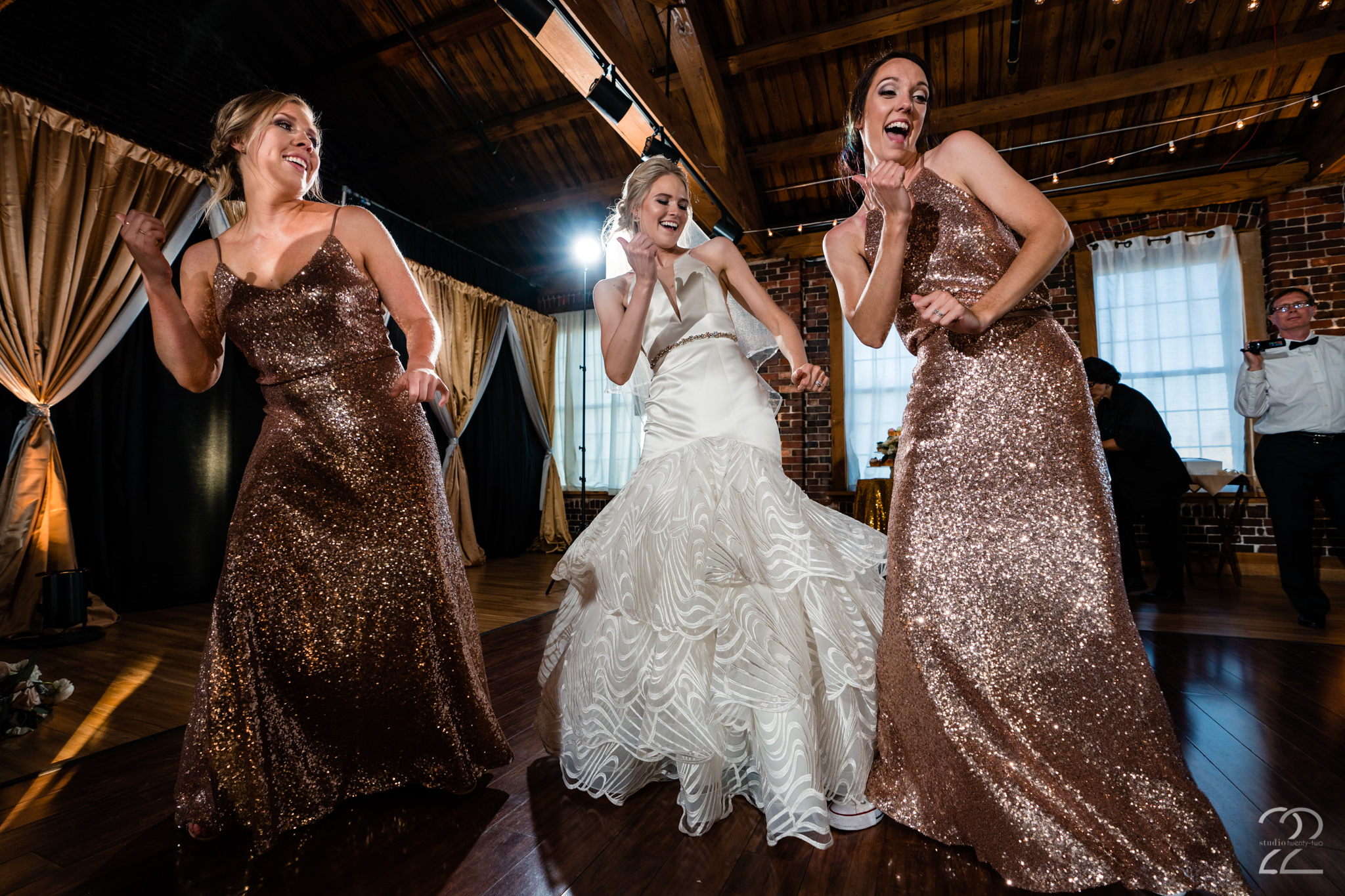  Receptions are one of the most fun things for us to shoot at a wedding. We love capturing everyone letting loose and having fun! Dillon and Corrie’s reception at Top of the Market Dayton was a blast! 